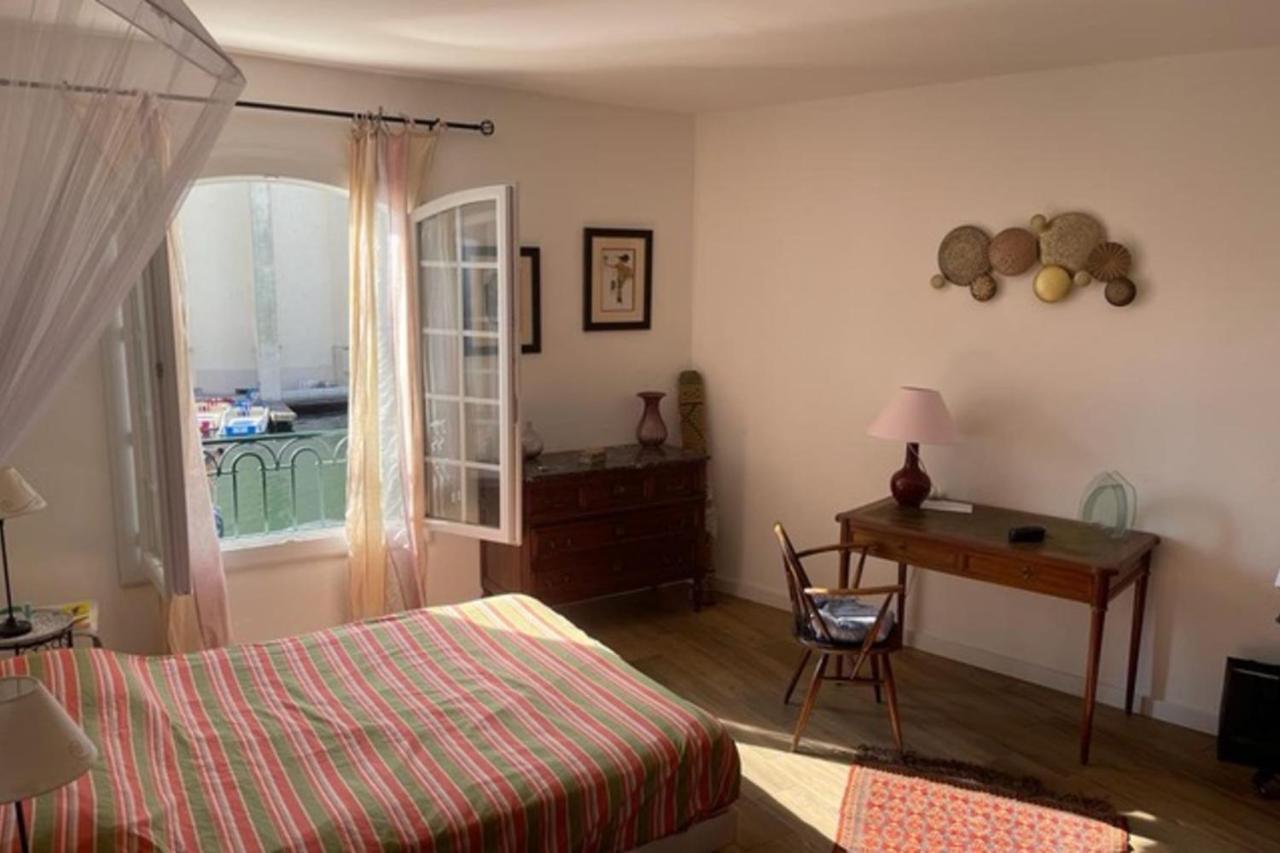 Charming Apartment Overlooking The Lake City Grimaud Eksteriør billede