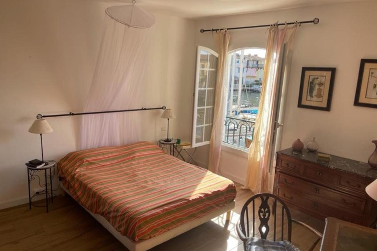 Charming Apartment Overlooking The Lake City Grimaud Eksteriør billede